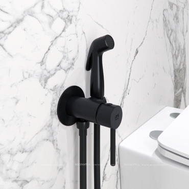 Гигиенический душ со смесителем Milardo Tidy 001BLR0M08 черный - 2 изображение
